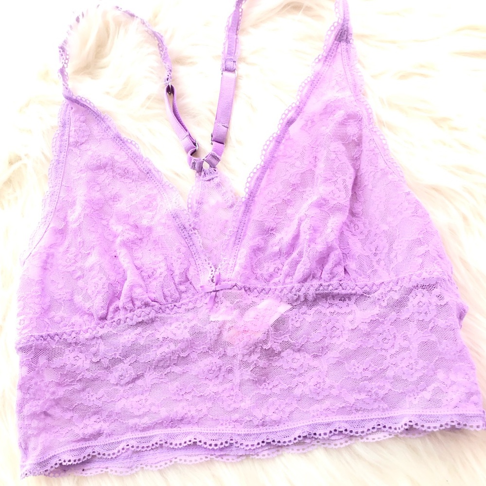 ➰ Victoria Secret Lace Bra - Picture 3 of 3
